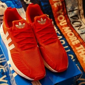 New in the Box adidas Originals Men's Swift 22 Shoes Size 11